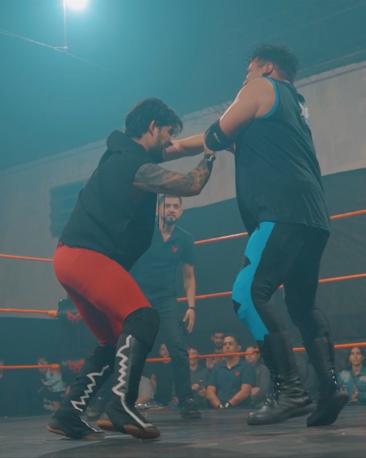 Tyler Navarro vs Titán